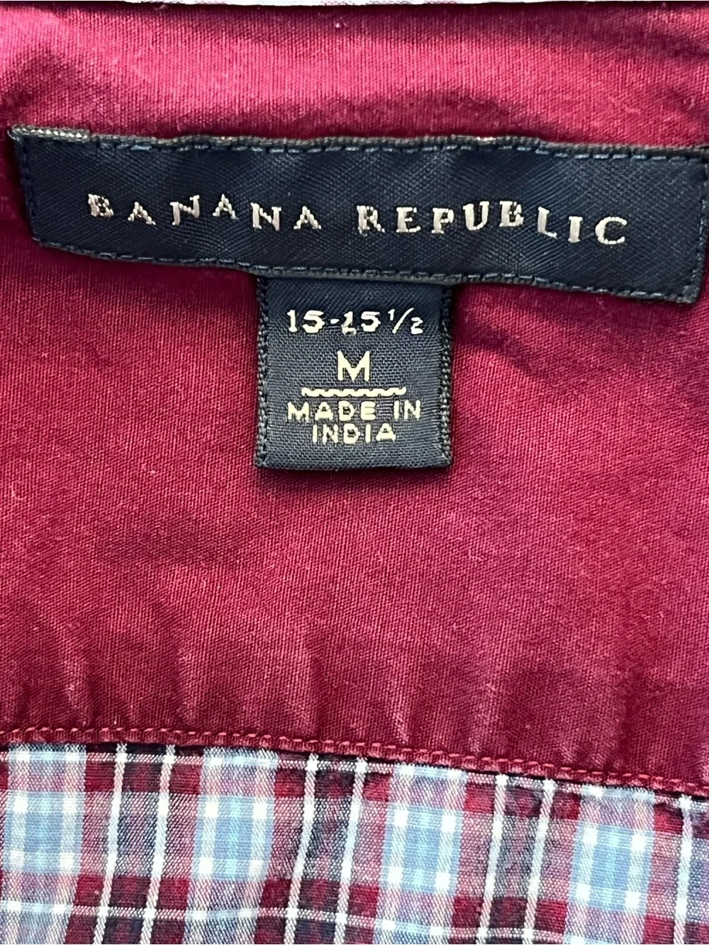 Banana Republic Men's Burgundy and White Plaid Button-Down Shirt